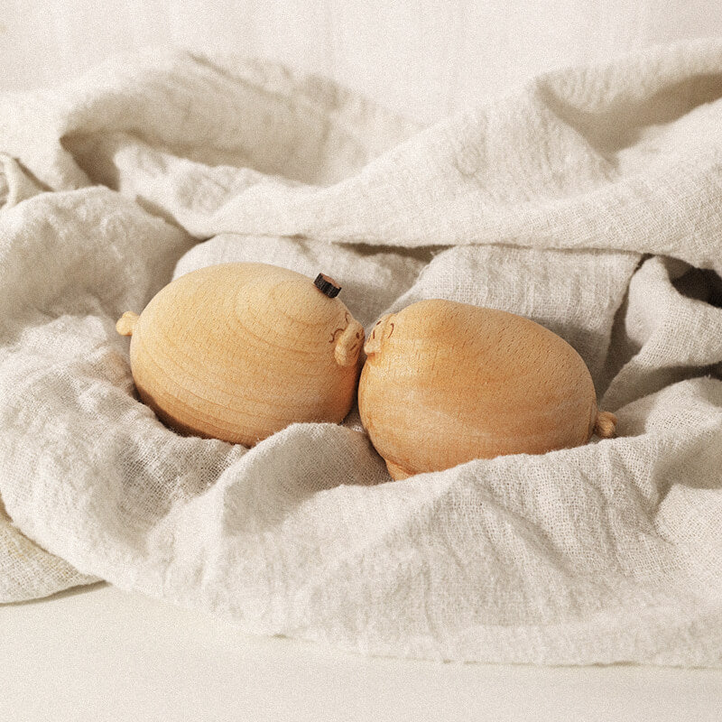Chubby Wood Seal Couple With Magnets