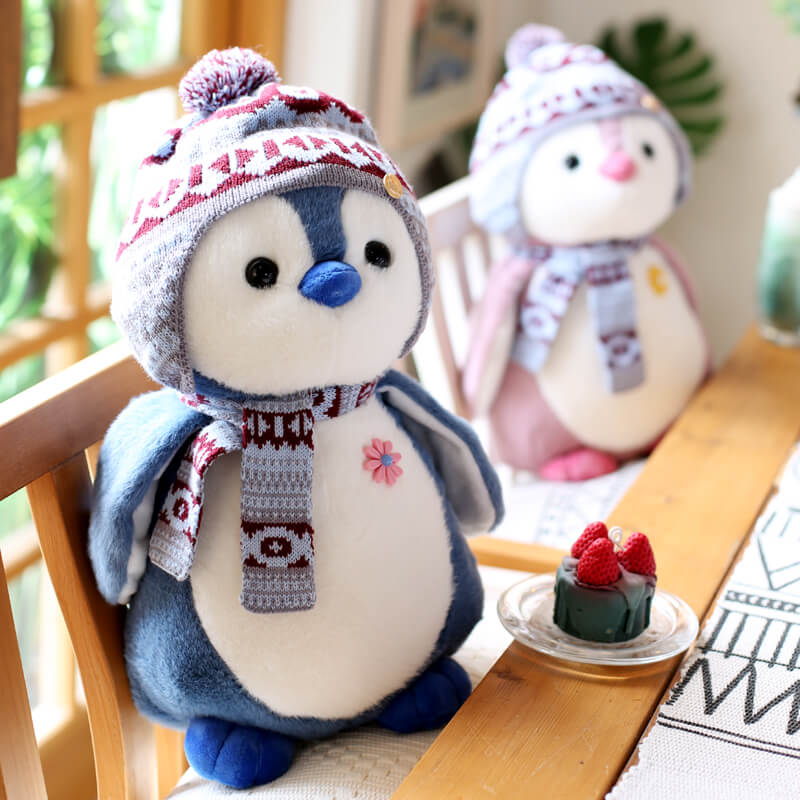 Cute Winter Scarf Penguin